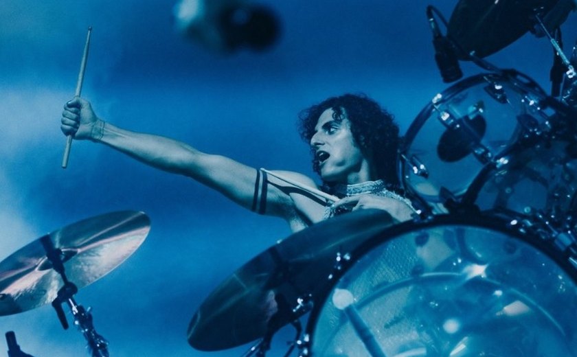 Greta Van Fleet faz rock competente, mas enfrenta anticlímax em Lollapalooza já esvaziado