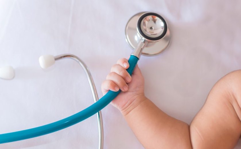 Comissão debate falta de dados sobre crianças traqueostomizadas no Brasil