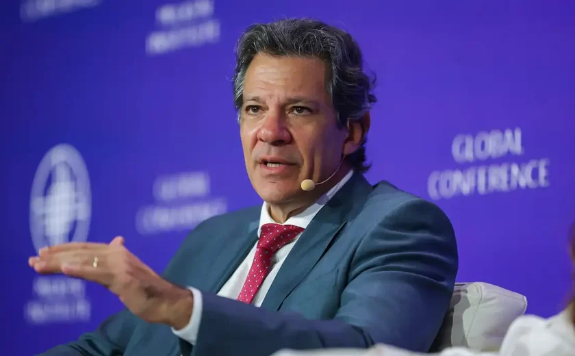 “Valia a pena fazer revisão para evitar especulações”, diz Haddad