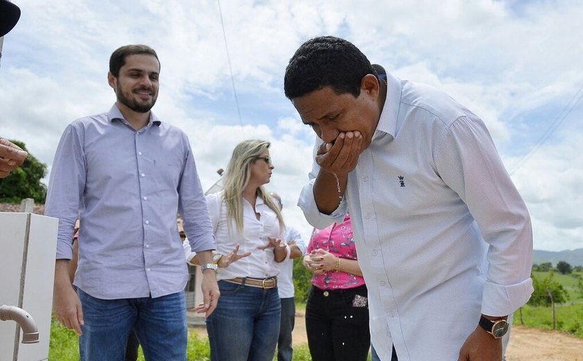 Júlio Cezar e Alexandre Ayres visitam comunidades beneficiadas pelo Programa Água Doce