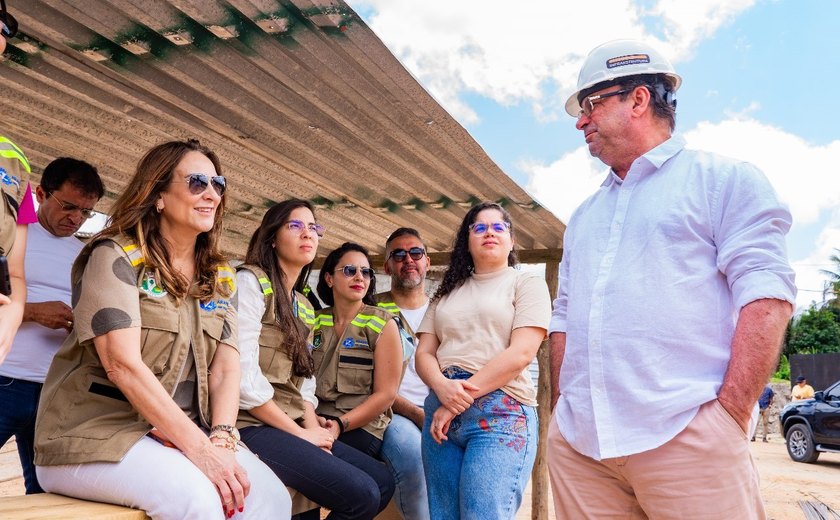 Prefeito Luciano mobiliza engenheiros e arquitetos em visitas a obras