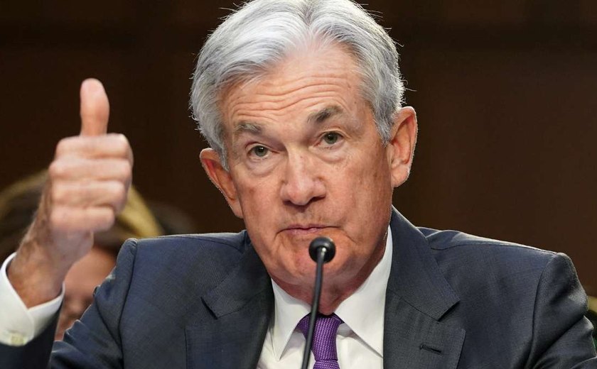 Curva amplia chance de Fed baixar juro em 50 pb mês que vem, mas corte menor segue provável