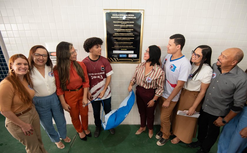 Governo de Alagoas entrega em Maceió a primeira unidade do programa Escola do Coração
