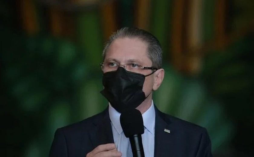 Gorinchteyn: Governo federal usou base médica, mas não científica contra covid-19