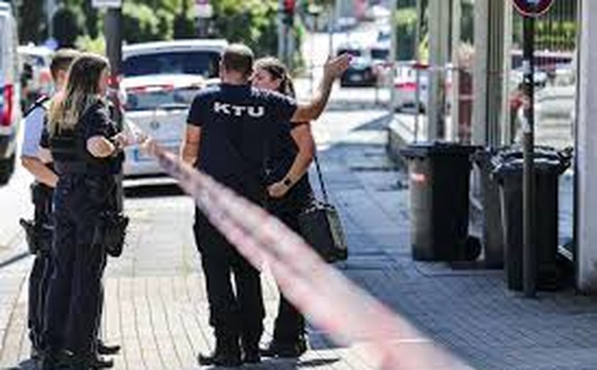 Suspeito sírio de 26 anos confessa ataque com faca em festival na Alemanha