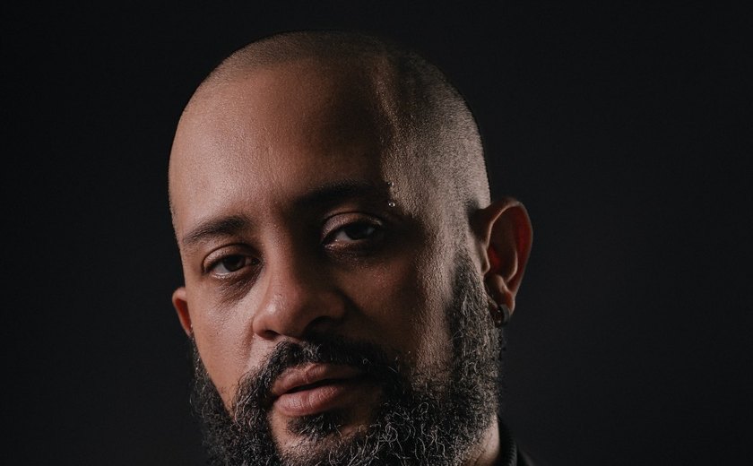 Janu no Grammy: músico alagoano é jurado na 24ª edição do prêmio latino