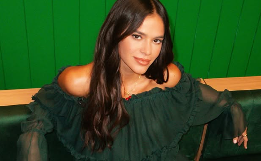 Bruna Marquezine se emociona com elogio de Fernanda Montenegro