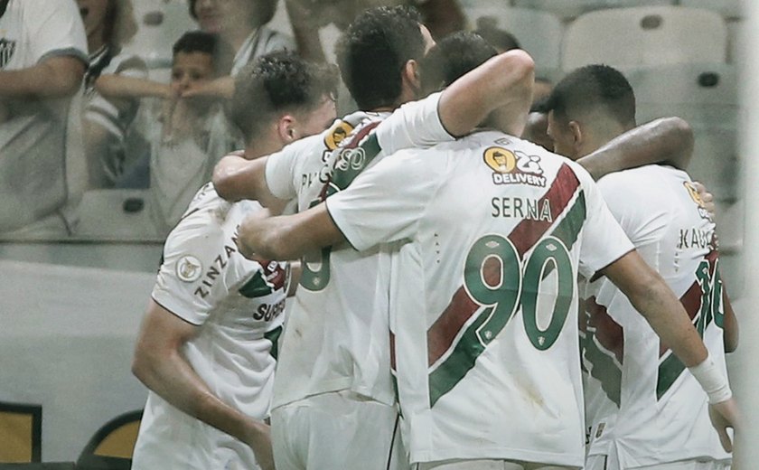 Fluminense bate Atlético-MG no Mineirão e dorme fora da zona de rebaixamento do Brasileiro