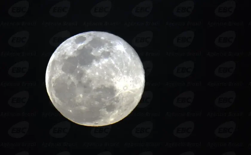 'Lua do veado' aparece nesta quinta; entenda o nome e saiba qual melhor horário para observar