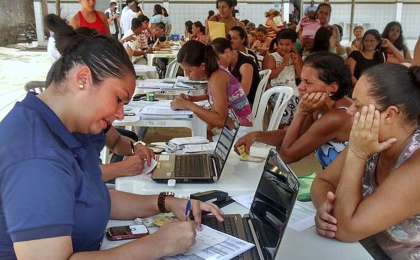 Maceió: Assistência Social leva atendimento do CadÚnico ao Bairro Vivo