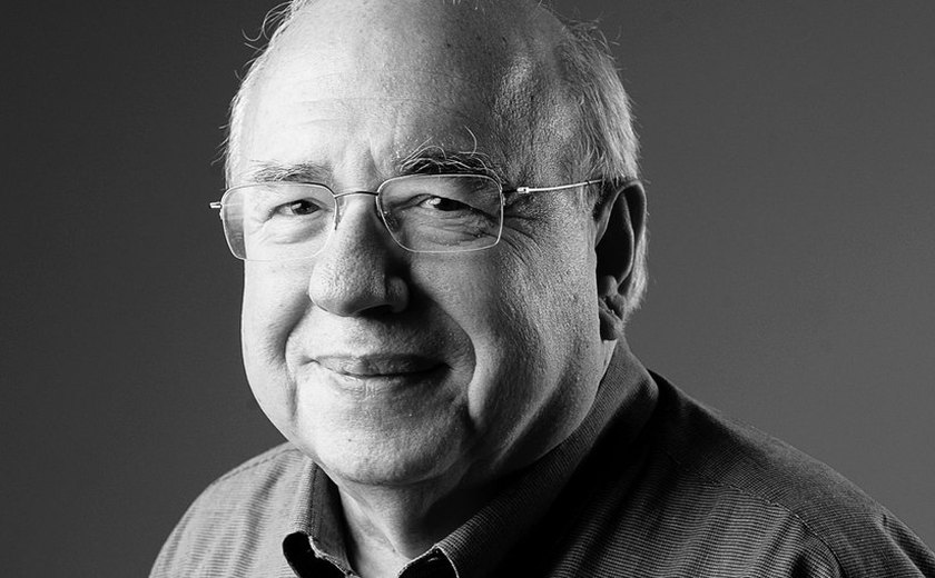 Morre o escritor Luis Fernando Verissimo aos 88 anos em Porto Alegre