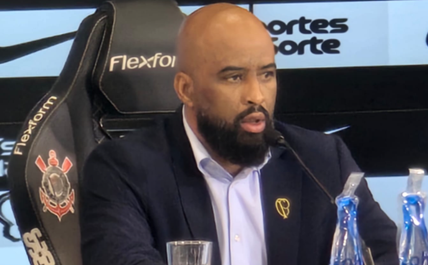 Fabinho Soldado diz que fica no Corinthians e quer proteger elenco de crise: 'Tenho autonomia'