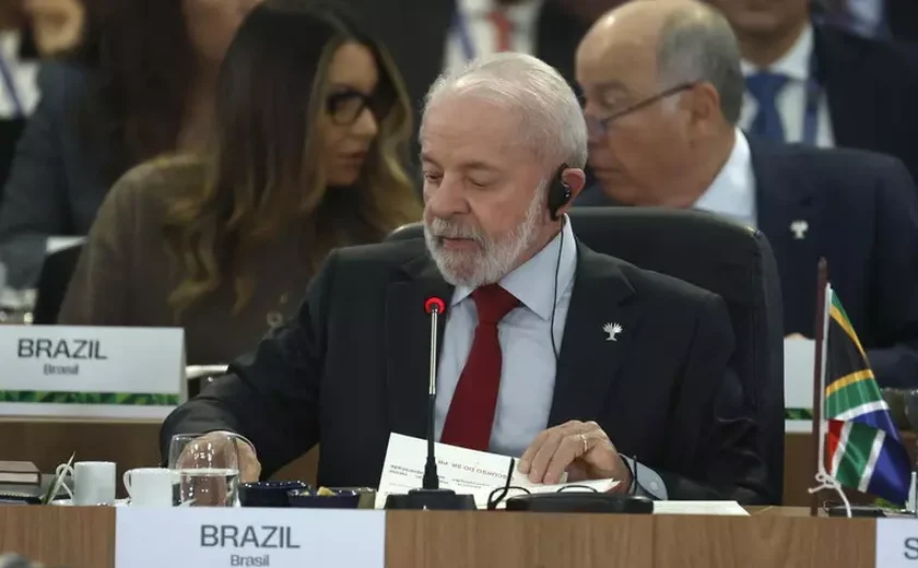 Lula ataca Trump: 'Dê palpite na sua vida e não na nossa'