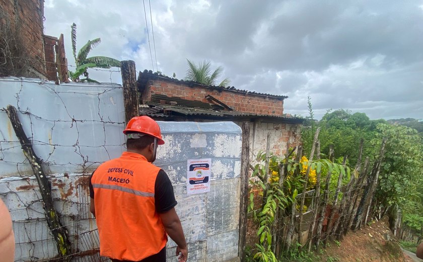 Inmet emite alerta vermelho de grande perigo de chuvas para Maceió e mais 37 cidades de Alagoas