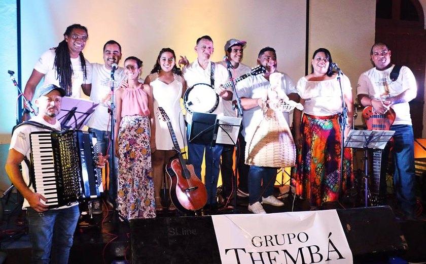 Grupo Thembá apresenta o show Na Estrada Real, no projeto Quinta no Arena
