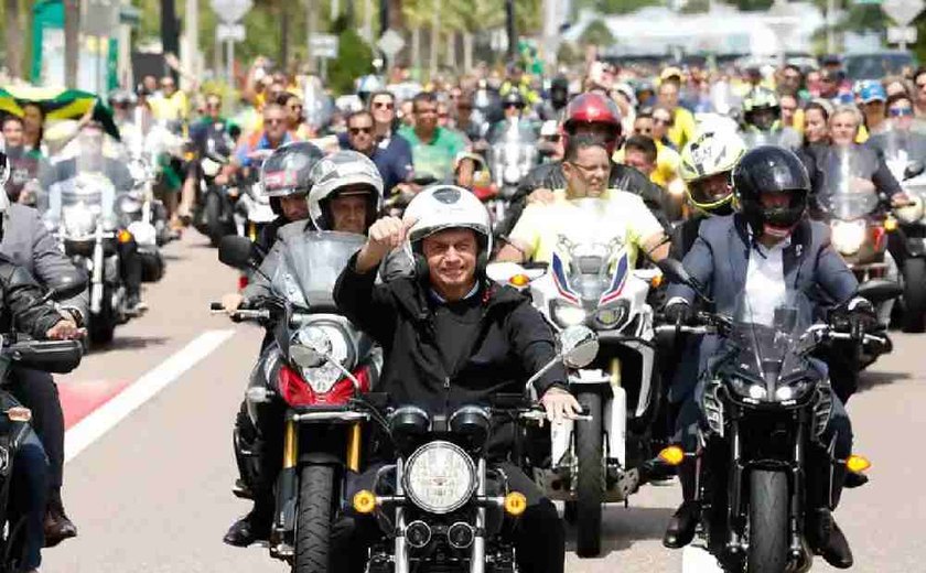 Bolsonaro diz que vai visitar postos a partir de amanhã para fiscalizar preços