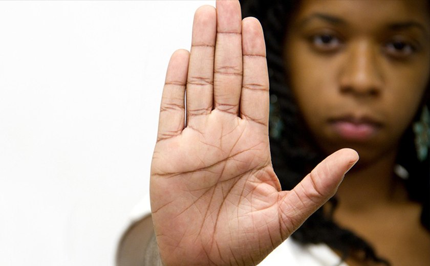 Morte de mulheres negras avança 54% em 10 anos