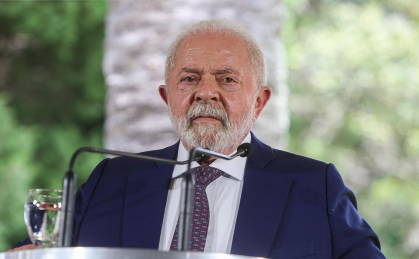 Aliados aconselham Lula a dar trégua a Campos Neto