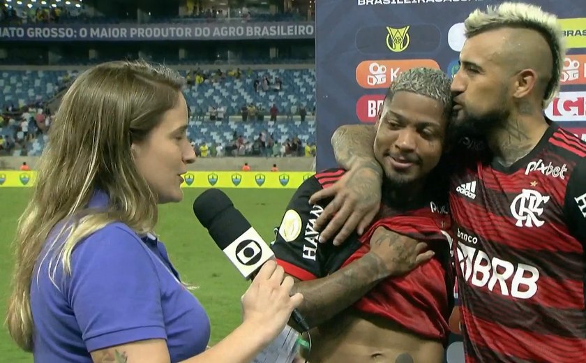 Vidal e Marinho, que saíram do Flamengo brigados com Sampaoli, apoiam Pedro após agressão