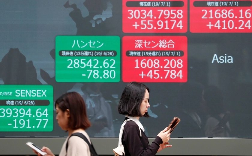 Bolsas da Ásia fecham sem direção única, após perdas em NY com dados fracos