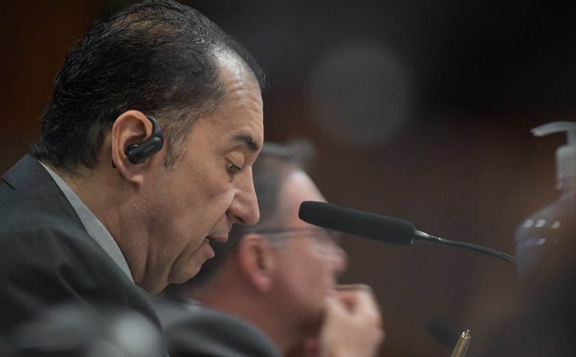 Projeto define piso salarial e valorização de agentes de segurança pública
