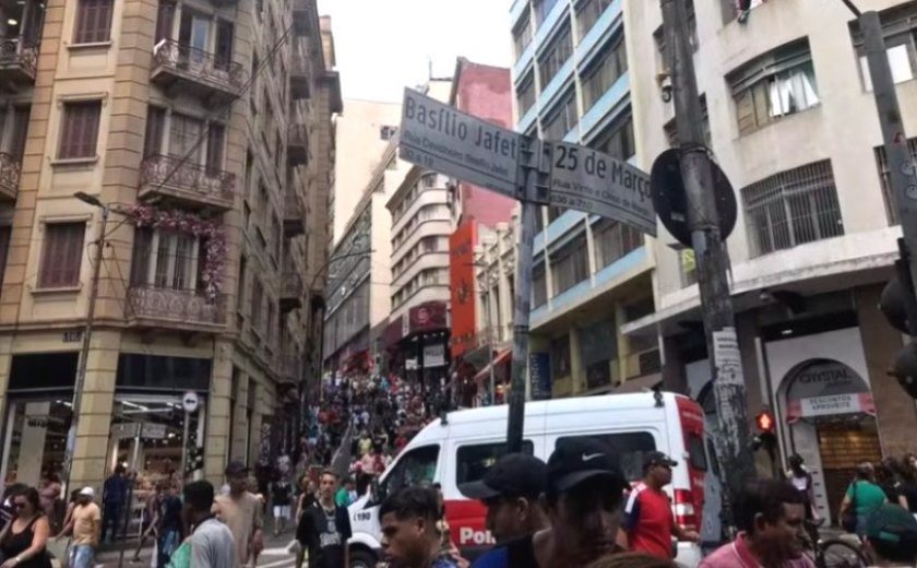 Trump ataca agora o PIX e a 25 de Março, maior centro varejista do país