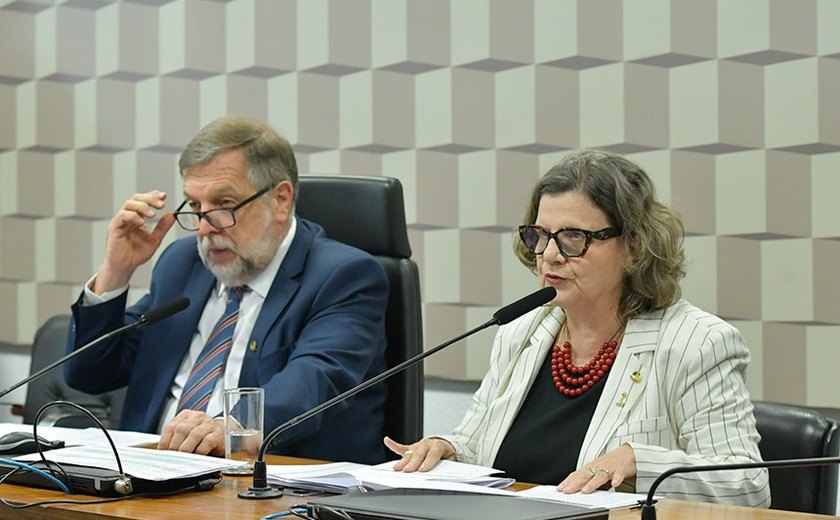 Comissão aprova sugestão ao MEC para evento de incentivo à educação política