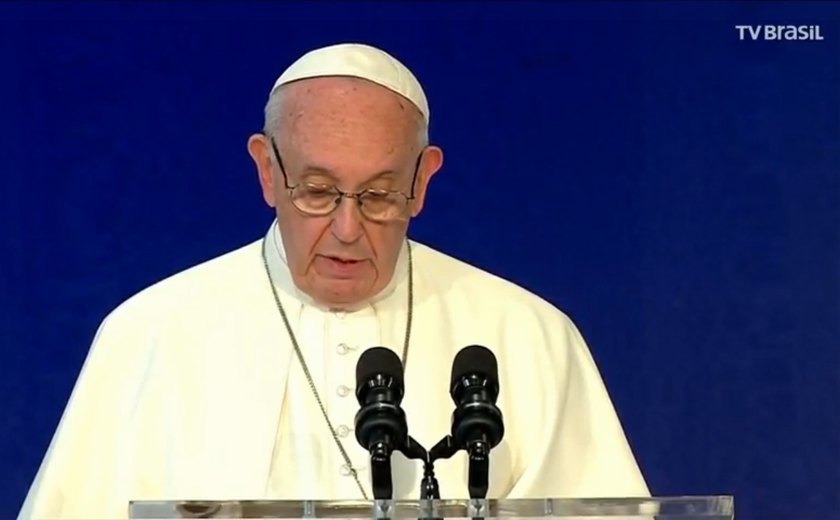 Papa Francisco diz que Igreja fracassou no combate a abusos