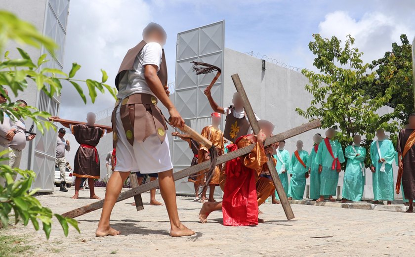 Socioeducandos interpretam a Paixão de Cristo e recriam os últimos momentos de Jesus na terra