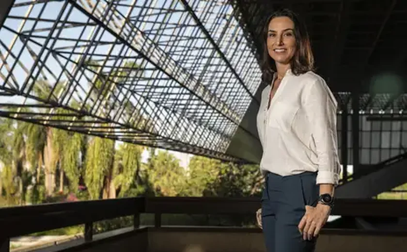 Mulheres em cargos de liderança ganham R$ 40 mil a menos por ano do que homens, aponta Dieese