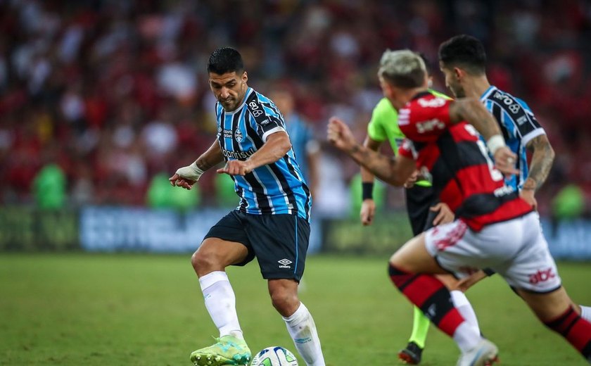 Grêmio recebe Flamengo em jogo de ida da semifinal da Copa do Brasil