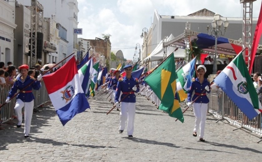 Desfile de 16 de setembro contará com mais de três mil estudantes no Jaraguá