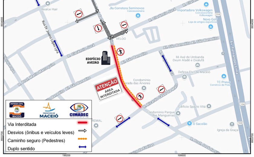 Trecho de rua no Pinheiro é interditado para demolição de edifício