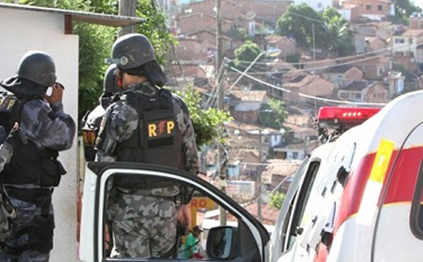 PM prende homem com 2kg de drogas no Santo Eduardo