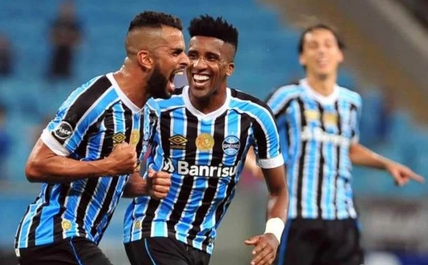 Grêmio vence São Paulo e fica perto da classificação no Gaúcho