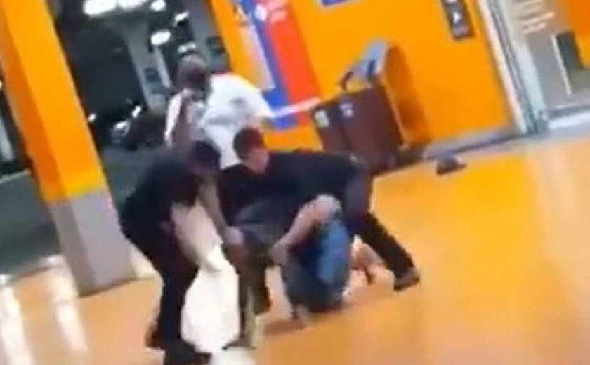 Carrefour: ajustes com autoridades após assassinato em loja do RS estão avançados