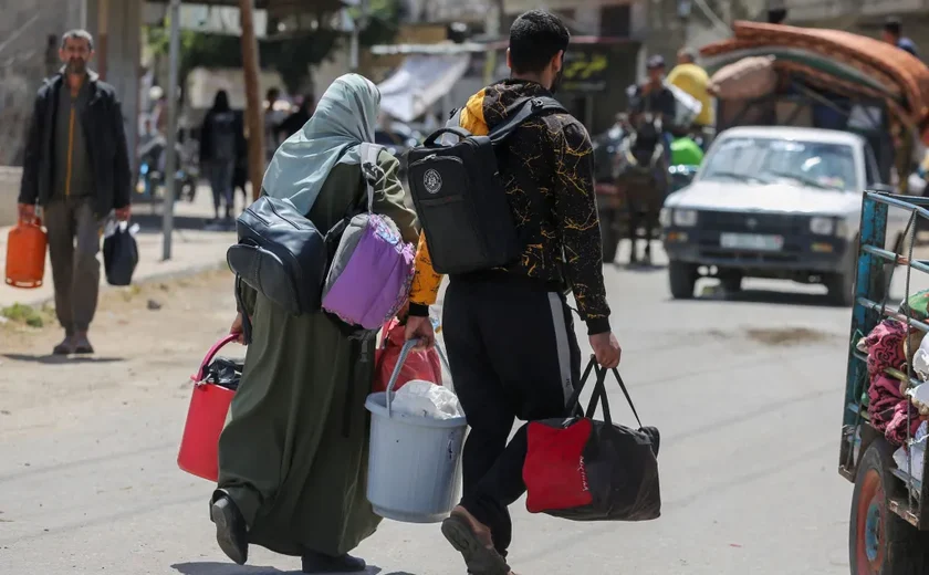 Militares israelenses dizem ter capturado lado palestino da travessia de Rafah