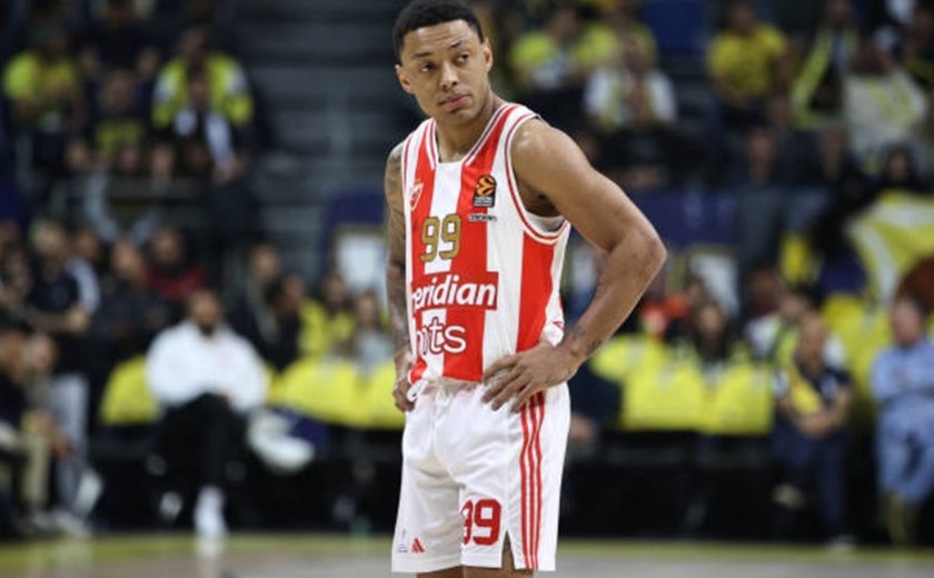 Yago, da seleção brasileira de basquete, sofre fratura em jogo da Euroliga