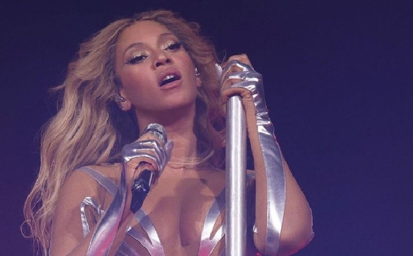 Beyoncé de marca brasileira: artista usa roupa feita em MG para show no Canadá