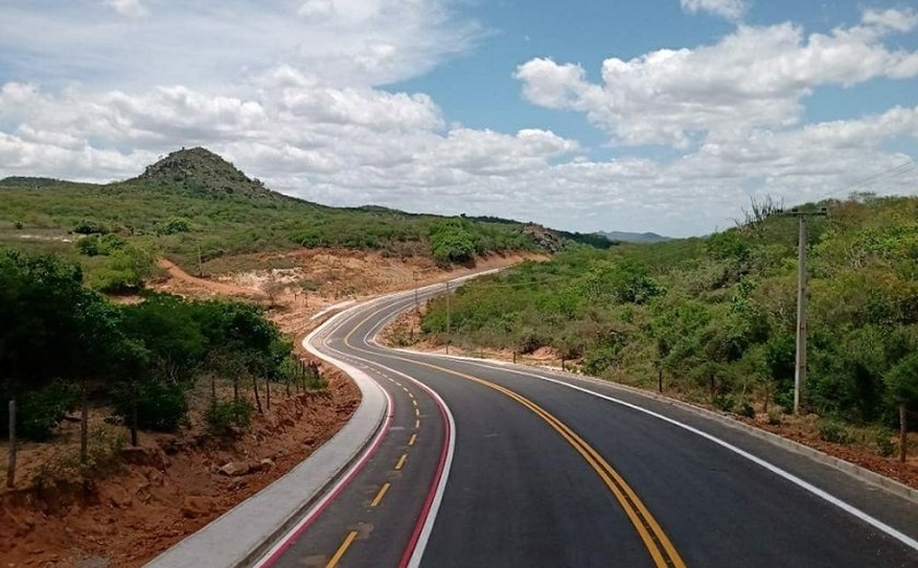 Governo inaugura implantação da Rodovia Portal dos Cânions nesta quarta (16)