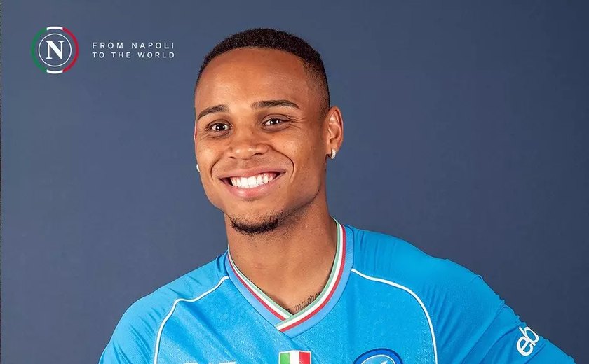 Atual campeão, Napoli estreia no Campeonato Italiano com vitória sobre o Frosinone