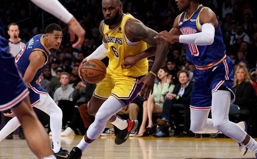 LeBron faz 56 pontos contra Warriors e interrompe série negativa dos Lakers
