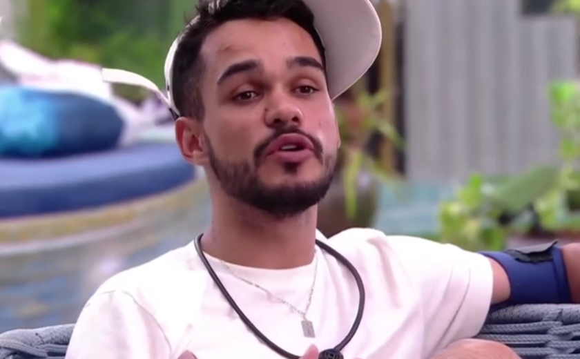 João Gabriel é chamado de 'vacilão' no 'BBB 25 e rebate: 'Não sou amigo de ninguém aqui dentro'