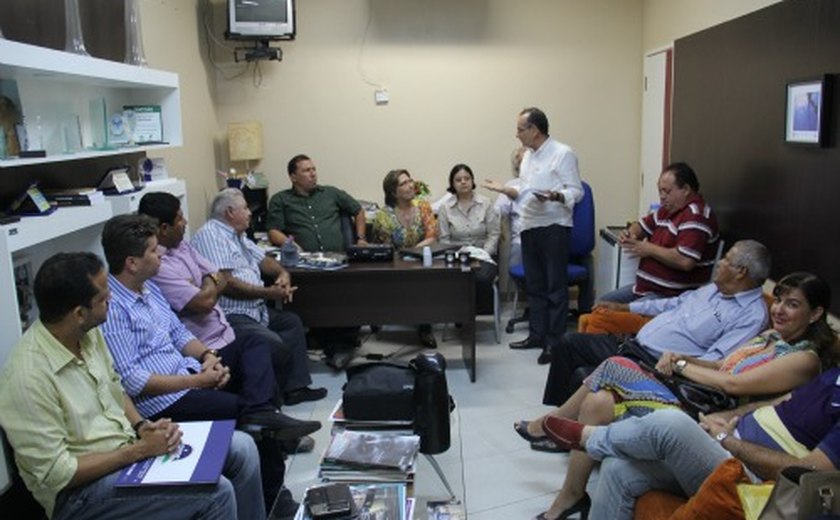 Secretário Luciano Barbosa inicia ciclo de encontros com comunidade escolar