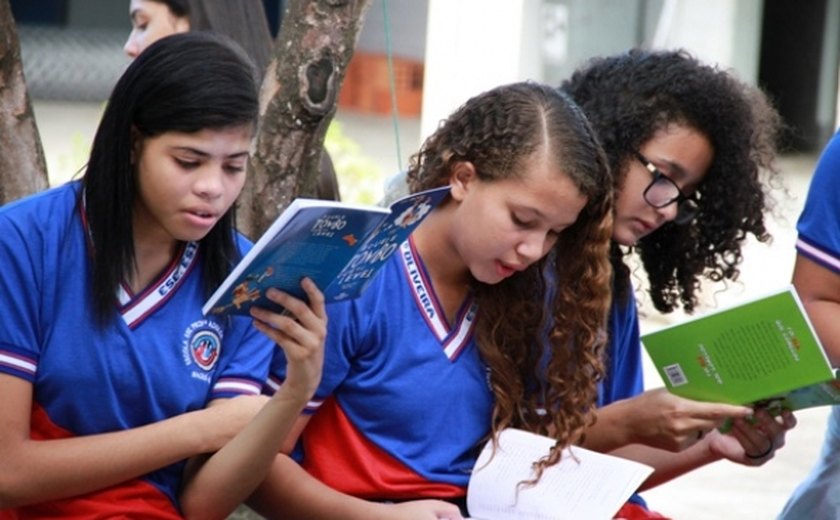 Seduc promove Dia D da Leitura com alunos de escolas estaduais