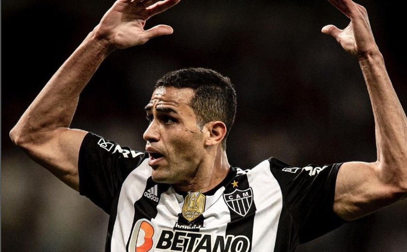 Alan Kardec volta aos trteinols no Atlético-MG e pode substituir Hulk diante do Corinthians