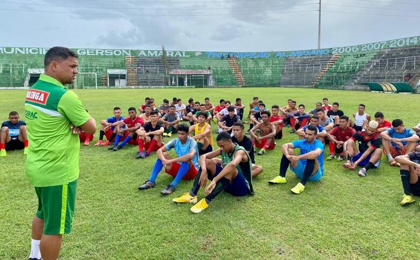 Departamento de Futebol do Coruripe escolheu 15 jogadores após conclusão da seletiva