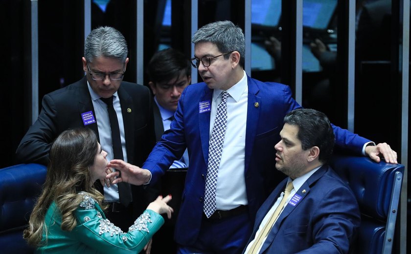 É possível regular sem censurar? Especialista explica se governo deve ir além da Lei Felca