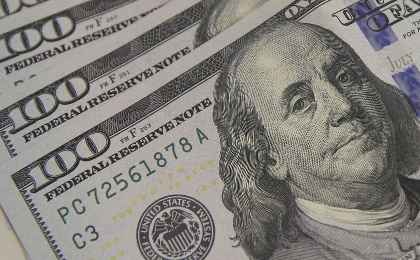 Dólar sobe para R$ 5,32 após criação de empregos nos EUA