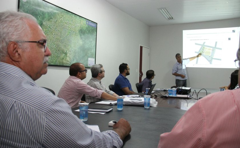 Rogério define prioridades na realização de obras para o Centro de Arapiraca